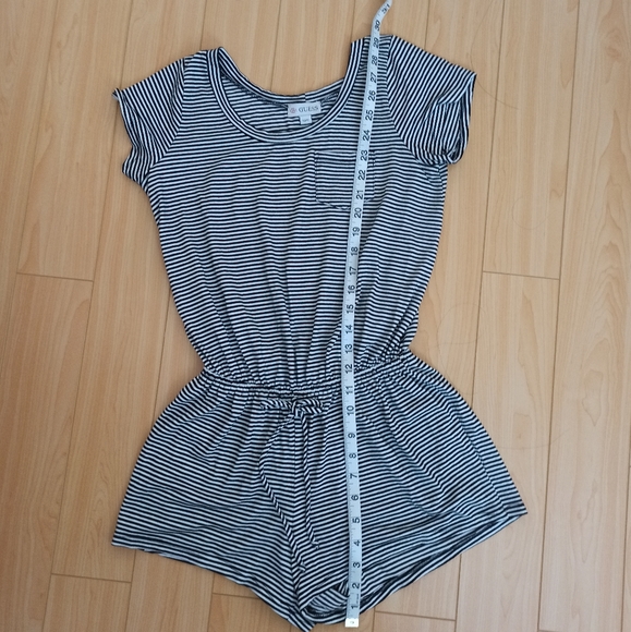 Striped Guess Romper - Picture 5 of 5
